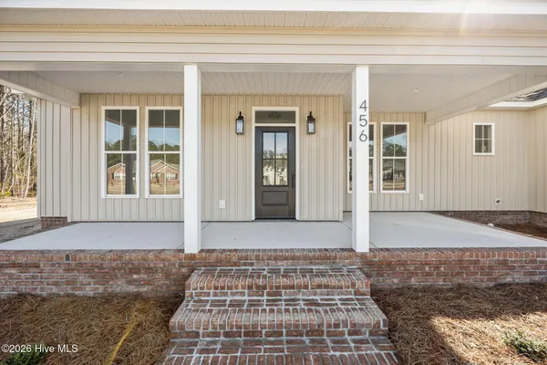 $458,600 | 456 Eagle Trace Drive, Blounts Creek, NC 27814