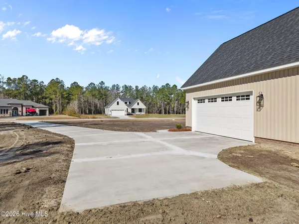 $458,600 | 456 Eagle Trace Drive, Blounts Creek, NC 27814