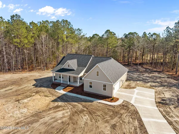 $458,600 | 456 Eagle Trace Drive, Blounts Creek, NC 27814