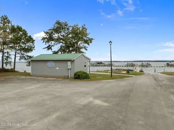 $458,600 | 456 Eagle Trace Drive, Blounts Creek, NC 27814