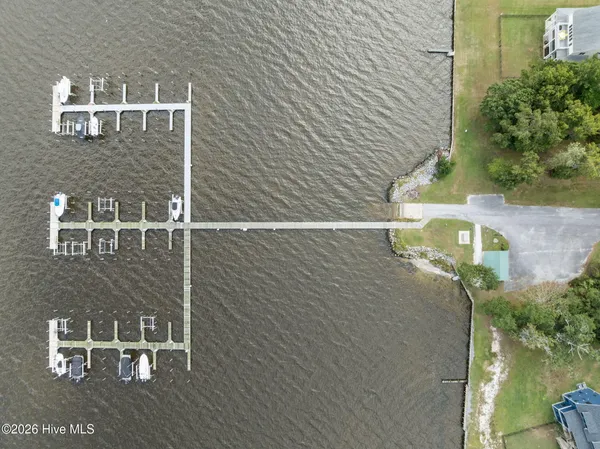 $458,600 | 456 Eagle Trace Drive, Blounts Creek, NC 27814