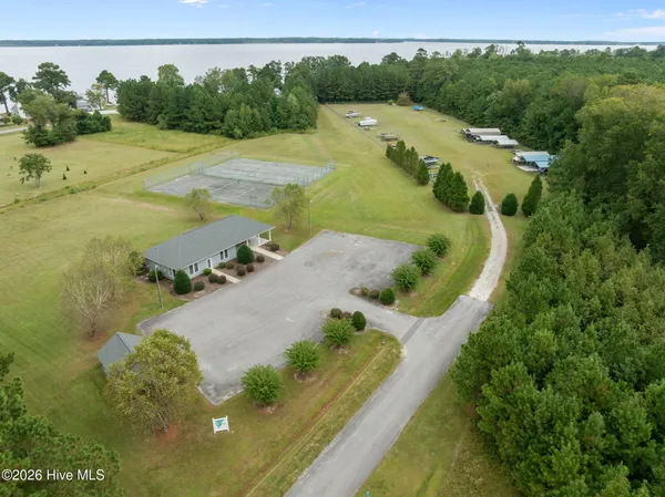 $458,600 | 456 Eagle Trace Drive, Blounts Creek, NC 27814