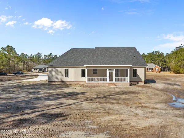$458,600 | 456 Eagle Trace Drive, Blounts Creek, NC 27814