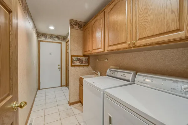 $414,900 | 13451 Pine View Lane, Lindstrom, MN 55045