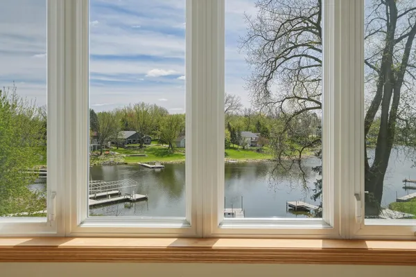 $414,900 | 13451 Pine View Lane, Lindstrom, MN 55045