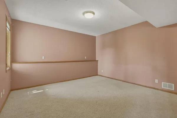 $414,900 | 13451 Pine View Lane, Lindstrom, MN 55045
