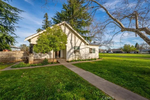$389,900 | 550 Bayles Avenue, Red Bluff, CA 96080