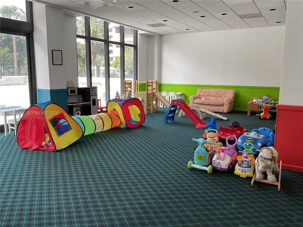 $3,500 | 1450 Brickell Bay Drive, Unit 1602, Miami, FL 33131