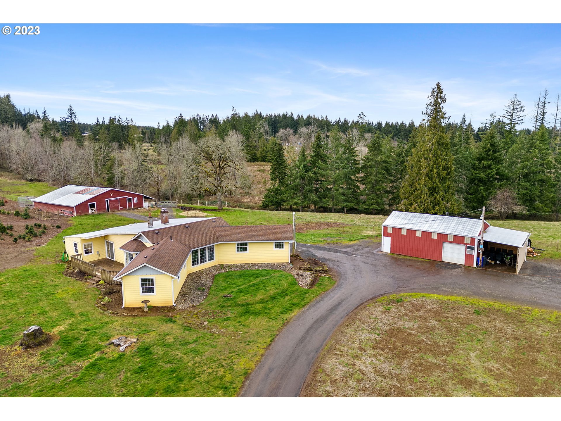 15750 South Pierce Road Molalla, OR 97038 - Photo 2 of 48 Gallery Image 2