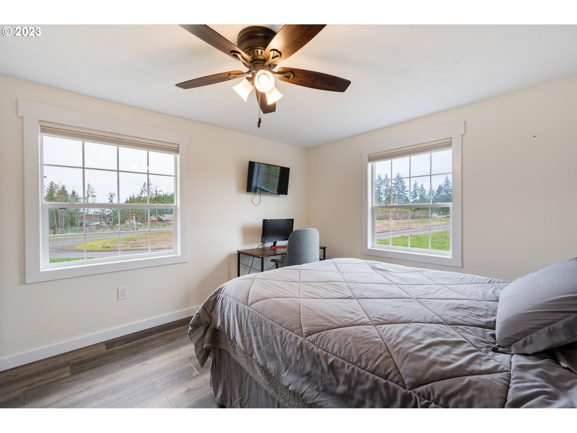 15750 South Pierce Road Molalla, OR 97038 - Photo 36 of 48 Bedroom