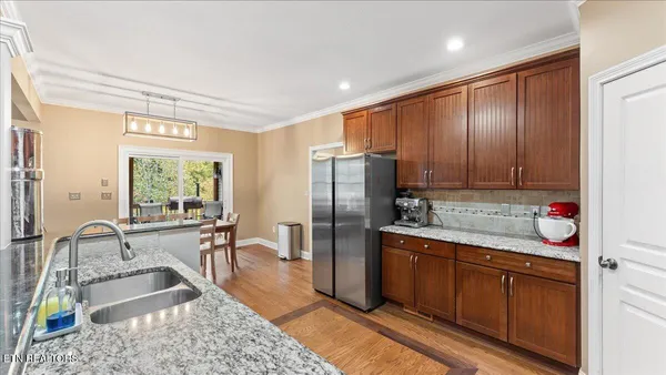 $1,000,000 | 1809 Cascade Falls Lane, Knoxville, TN 37931