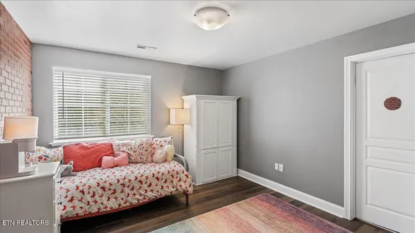 $1,000,000 | 1809 Cascade Falls Lane, Knoxville, TN 37931