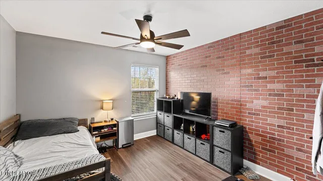 $1,000,000 | 1809 Cascade Falls Lane, Knoxville, TN 37931