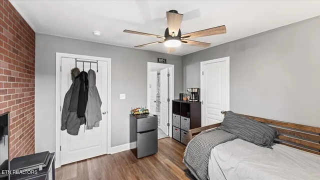 $1,000,000 | 1809 Cascade Falls Lane, Knoxville, TN 37931