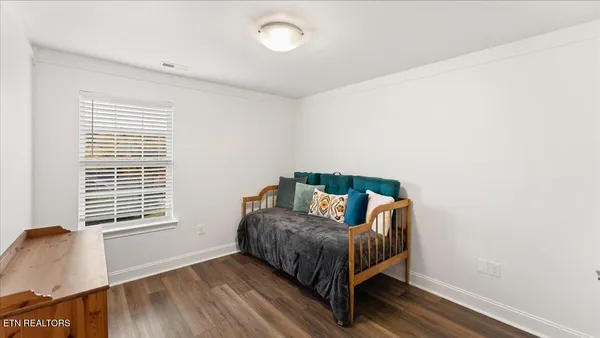 $1,000,000 | 1809 Cascade Falls Lane, Knoxville, TN 37931