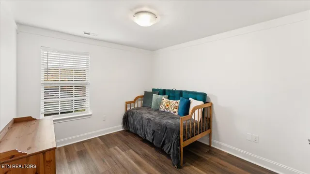 $1,000,000 | 1809 Cascade Falls Lane, Knoxville, TN 37931