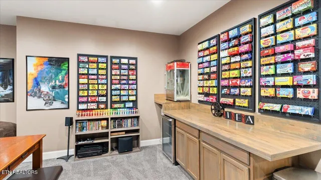 $1,000,000 | 1809 Cascade Falls Lane, Knoxville, TN 37931