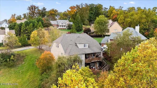 $1,000,000 | 1809 Cascade Falls Lane, Knoxville, TN 37931