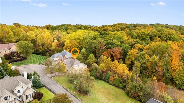 $1,000,000 | 1809 Cascade Falls Lane, Knoxville, TN 37931