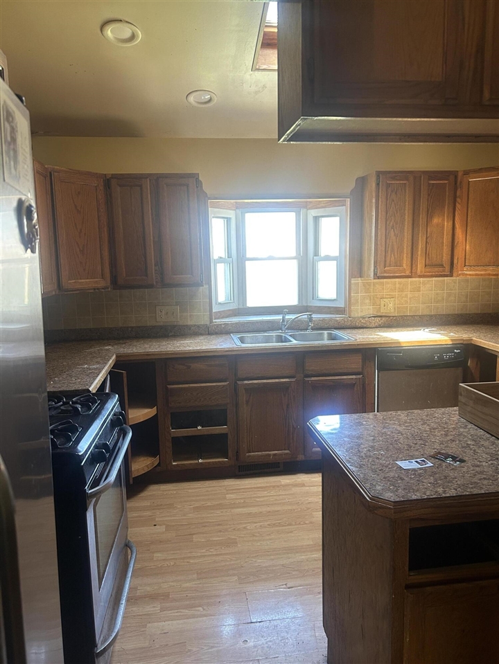 8105 Toepfer Road Warren, MI 48089 - Photo 9 of 21