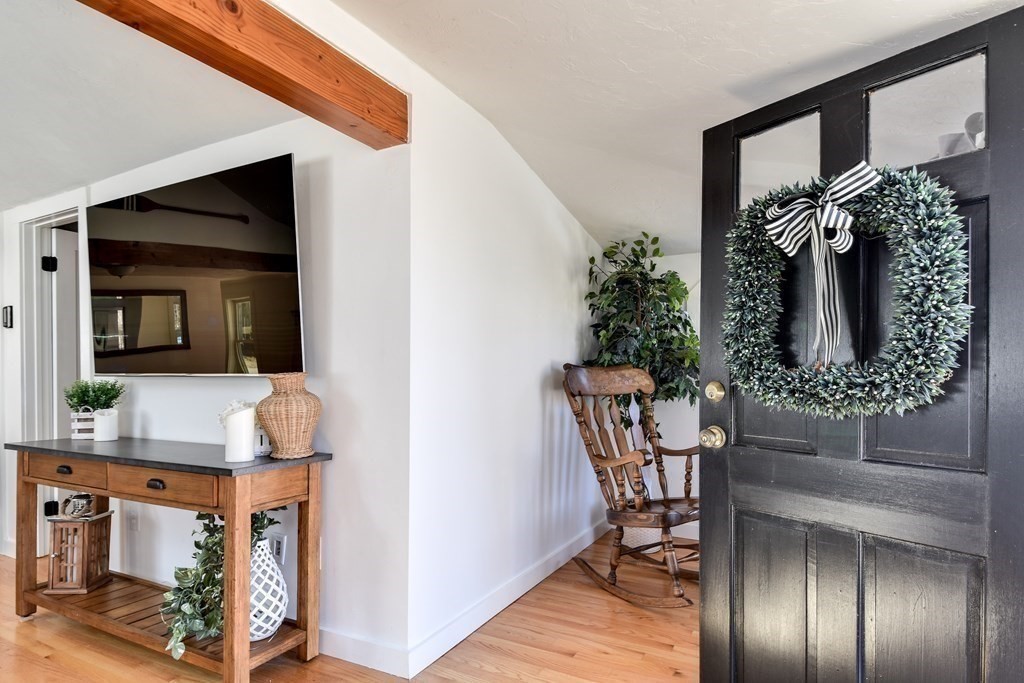 4 Beach Road Hopkinton, MA 01748 - Photo 3 of 41 Gallery Image 3