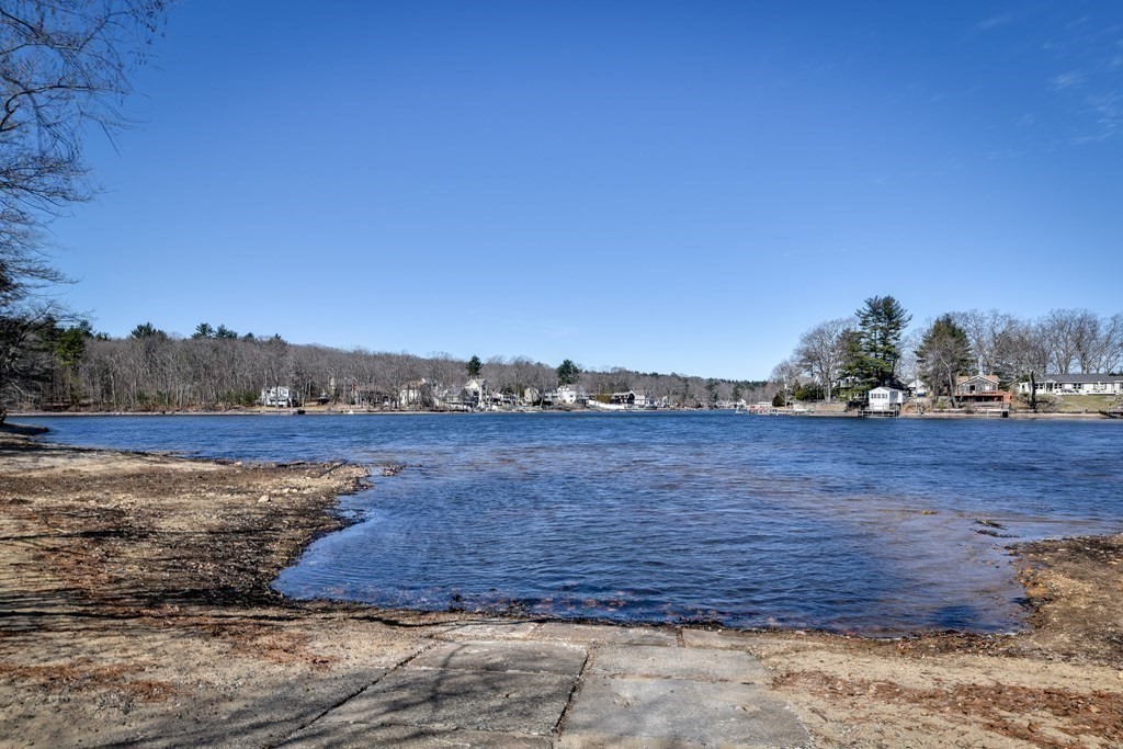 4 Beach Road Hopkinton, MA 01748 - Photo 34 of 41 Gallery Image 34