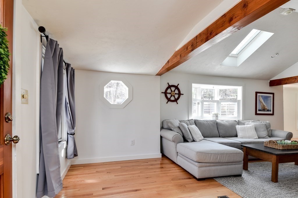 4 Beach Road Hopkinton, MA 01748 - Photo 7 of 41 Gallery Image 7