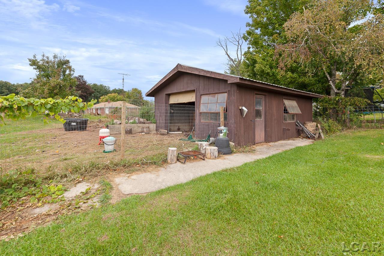 8865 Riverside Road Brooklyn, MI 49230 - Photo 29 of 38
