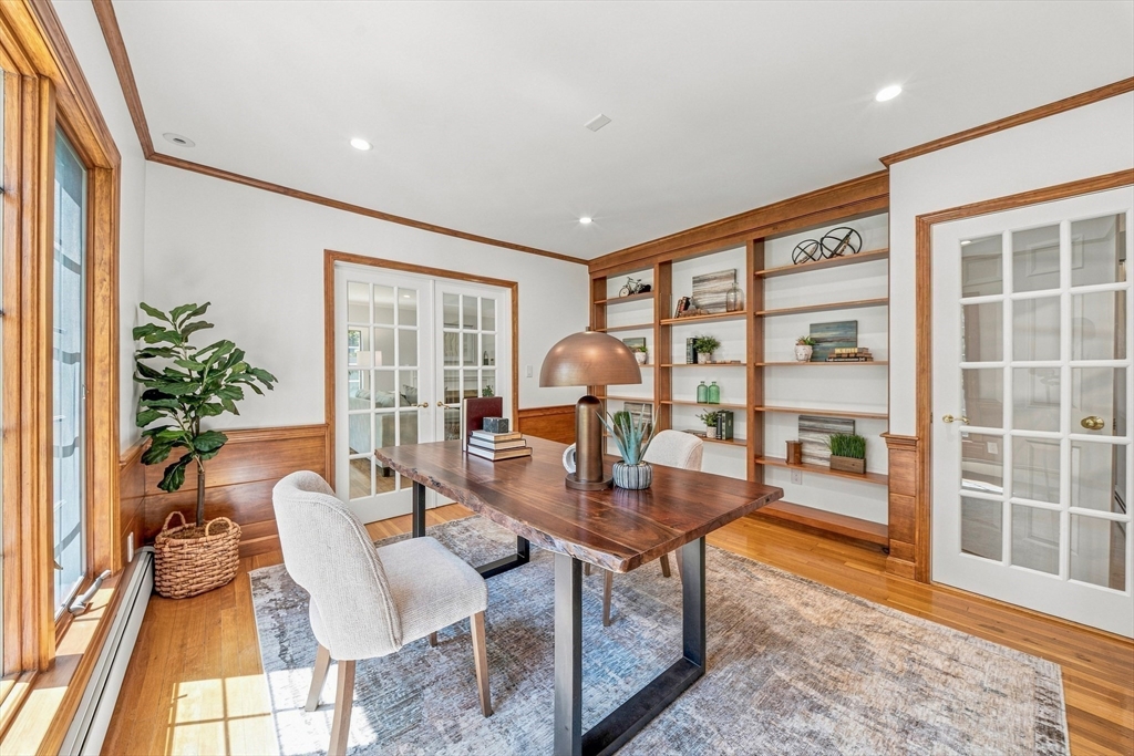 25 Laxfield Road Weston, MA 02493 - Photo 6 of 40 Gallery Image 6