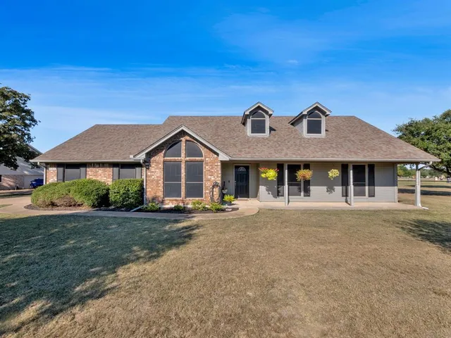 $439,926 | 1020 Oak Hollow Lane, Seagoville, TX 75159