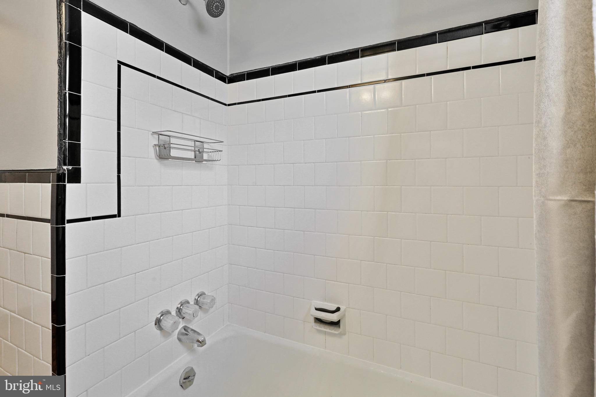 3349 Acton Road Parkville, MD 21234 - Photo 21 of 40 Gallery Image 21