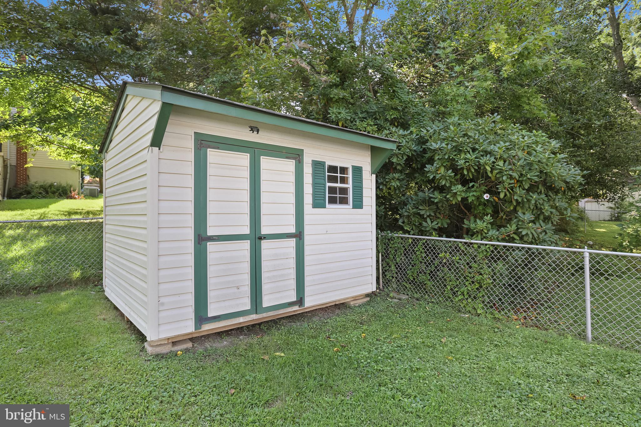 3349 Acton Road Parkville, MD 21234 - Photo 35 of 40 Gallery Image 35