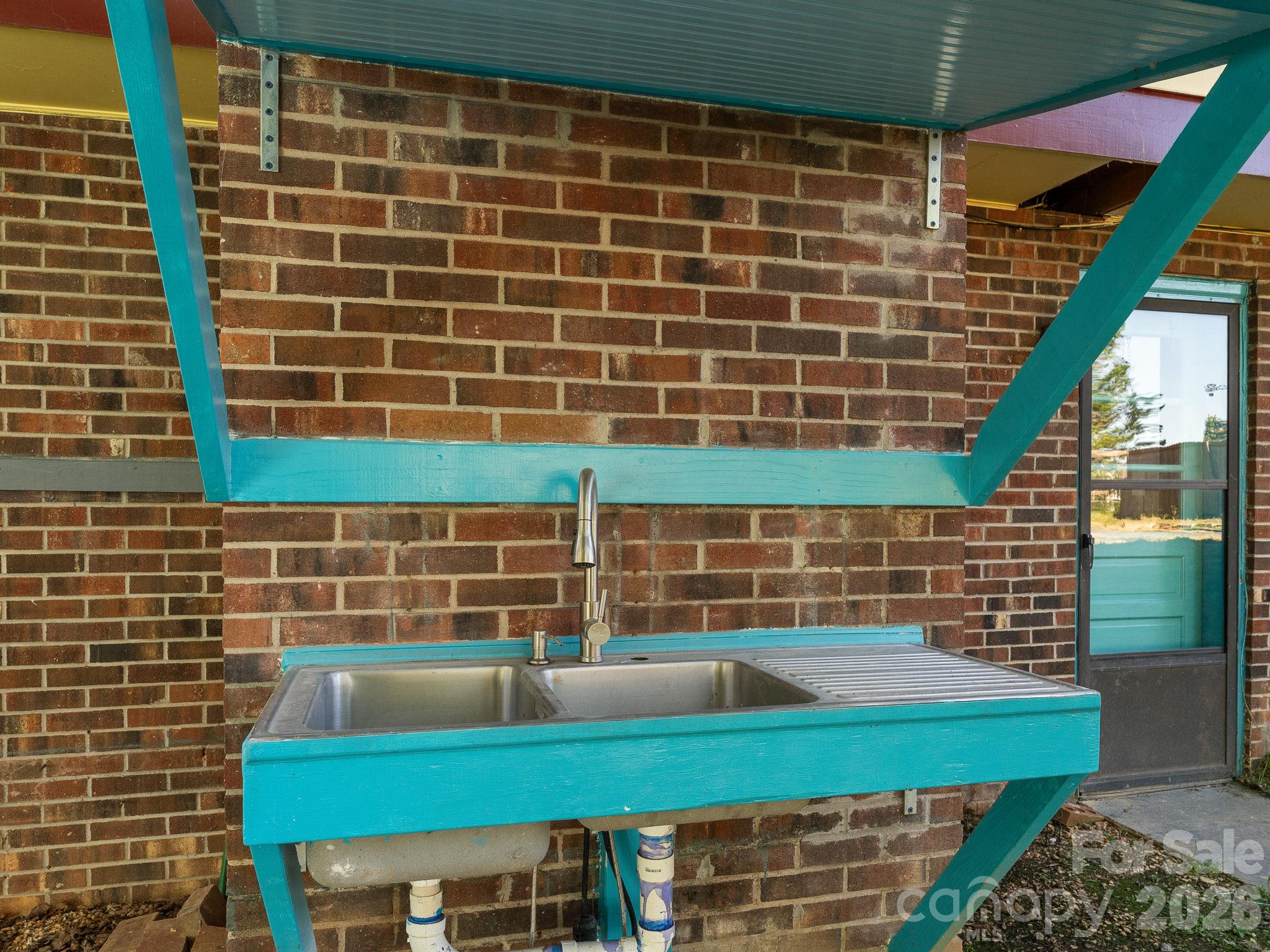 87 Underhill Road Hendersonville, NC 28792 - Photo 43 of 48 Gallery Image 43