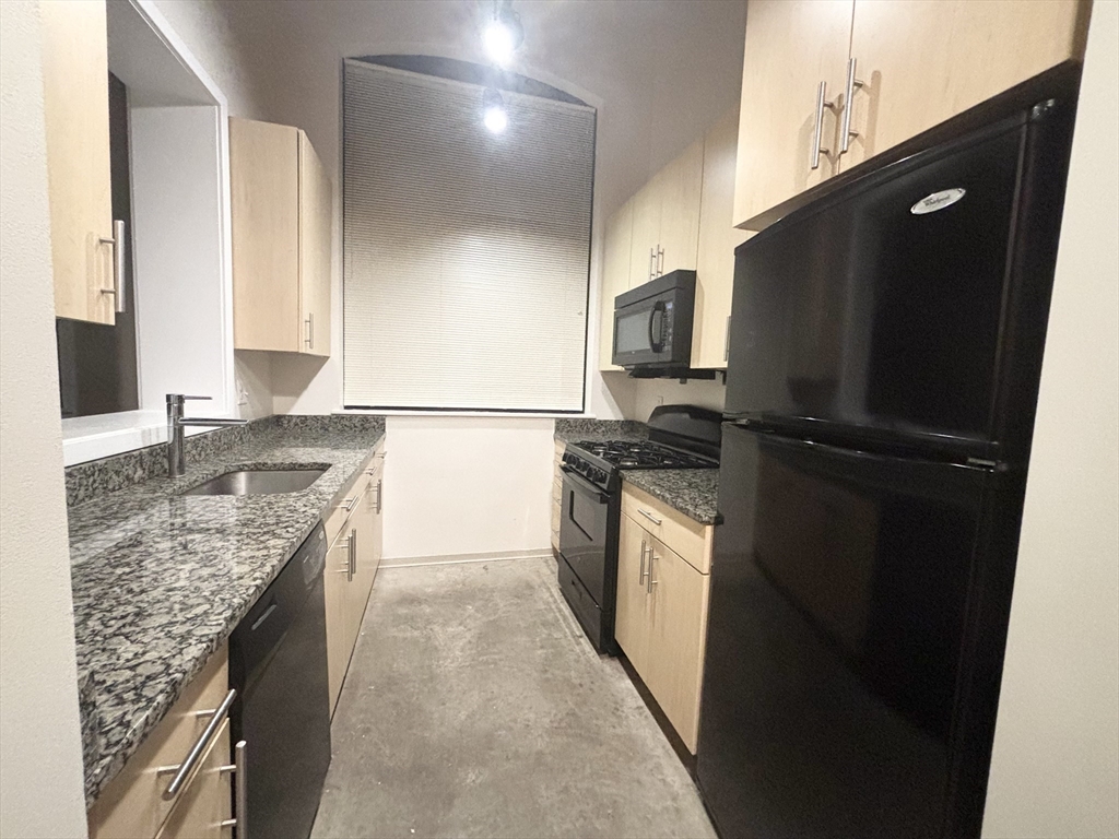 88 Gerrish Avenue, Unit 310 Chelsea, MA 02150 - Photo 1 of 20
