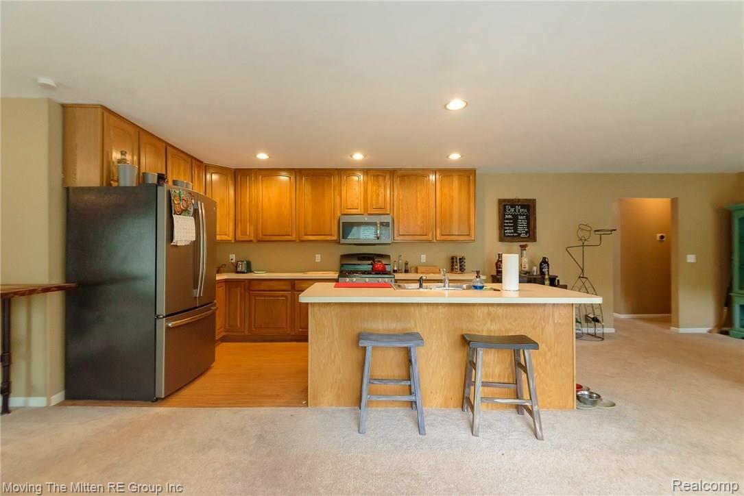 40105 Robbe Road Belleville, MI 48111 - Photo 8 of 29 mtm_40105_robbe-20.jpg