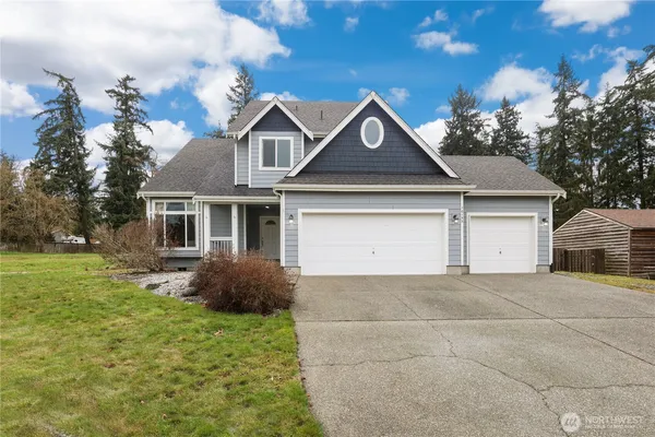 $775,000 | 10153 67th Avenue East, Puyallup, WA 98373