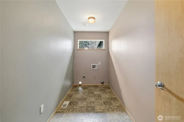 $775,000 | 10153 67th Avenue East, Puyallup, WA 98373