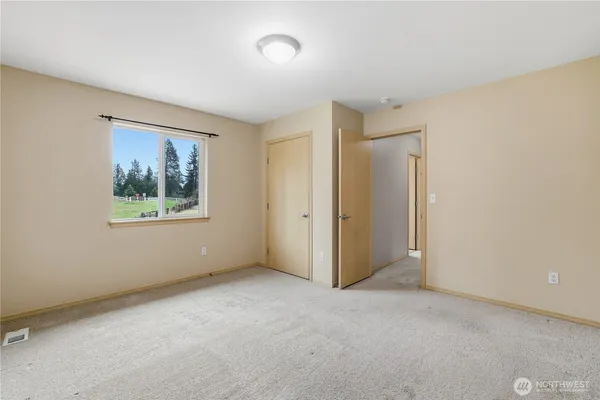 $775,000 | 10153 67th Avenue East, Puyallup, WA 98373