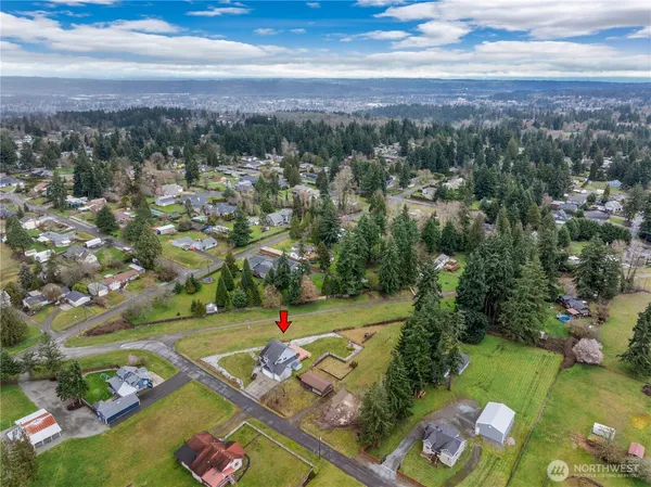 $775,000 | 10153 67th Avenue East, Puyallup, WA 98373