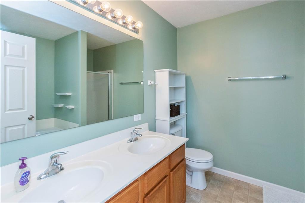 1297 Silver Ridge Lane Brownsburg, IN 46112 - Photo 13 of 26 Gallery Image 13