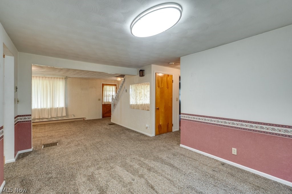 2267 Bellflower Road East Rochester, OH 44625 - Photo 13 of 48
