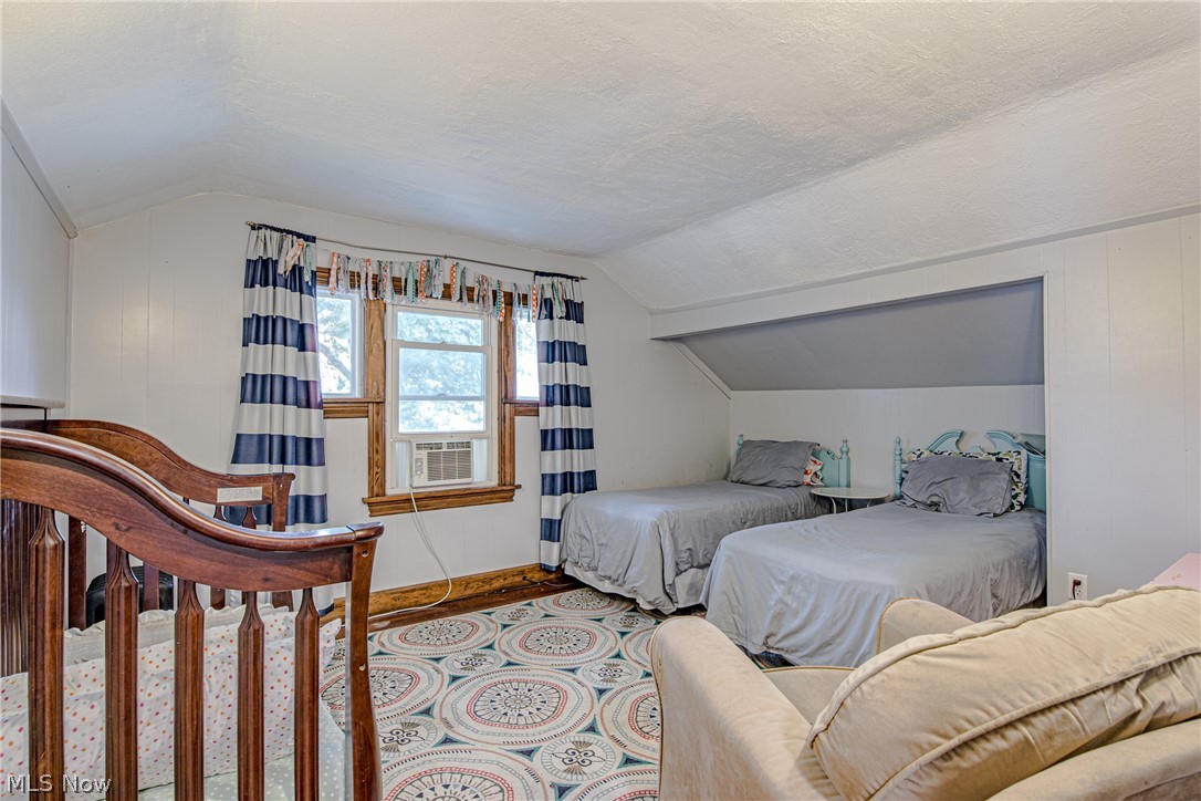 3715 West Park Road Cleveland, OH 44111 - Photo 20 of 25 Gallery Image 20