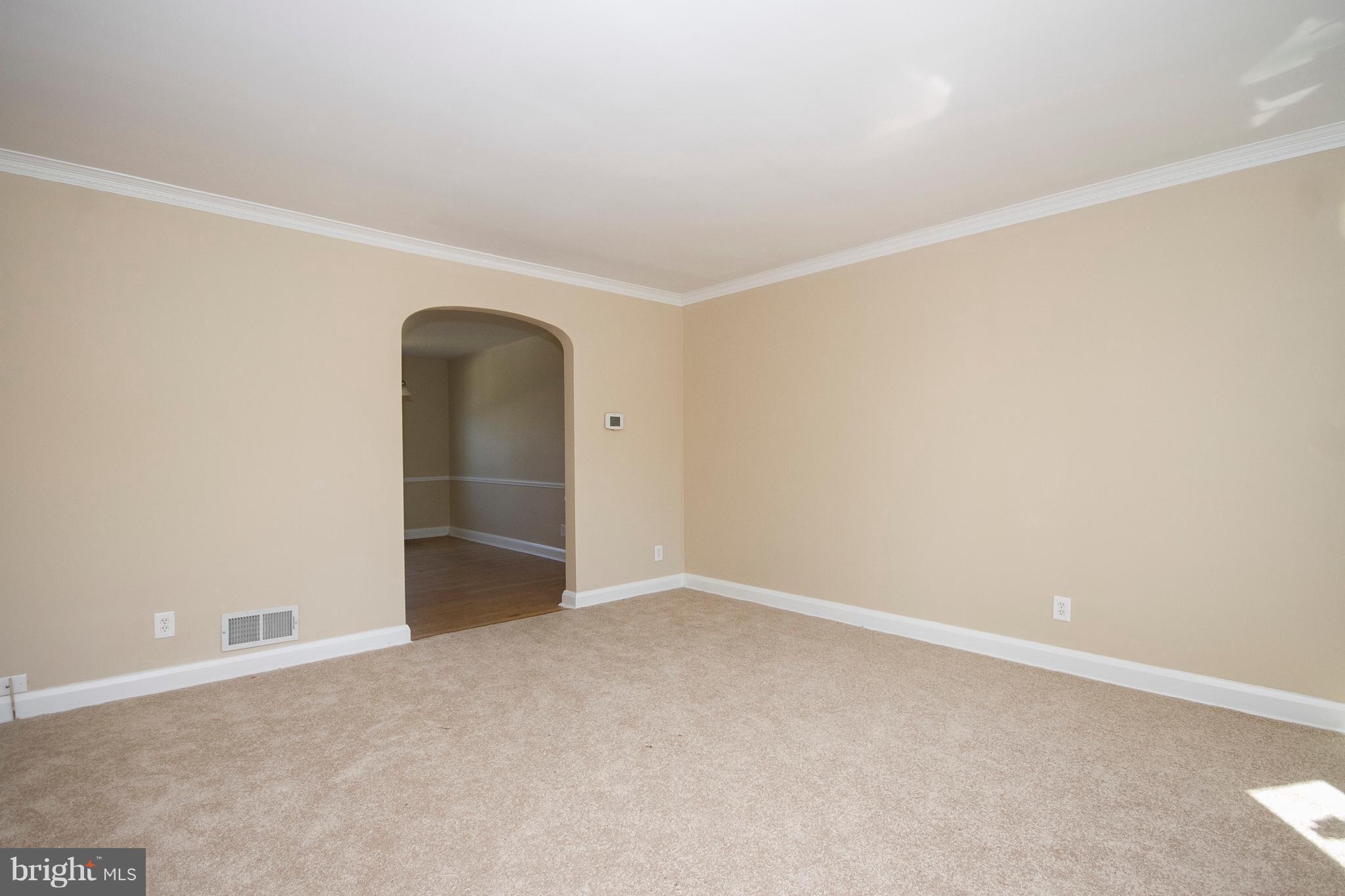 254 Blakeney Road Baltimore, MD 21228 - Photo 2 of 16 Living Room
