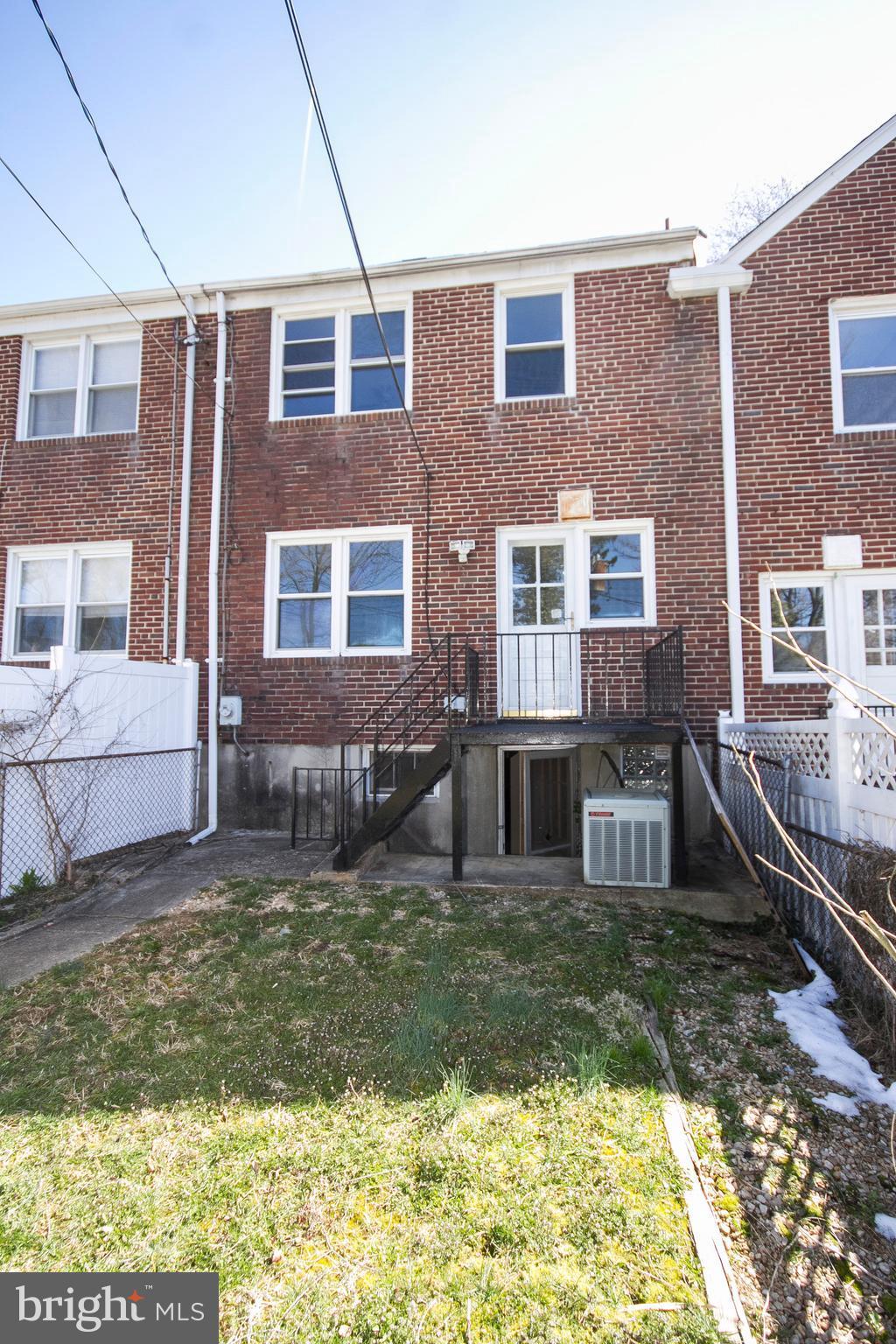 254 Blakeney Road Baltimore, MD 21228 - Photo 12 of 16 Exterior (Rear)