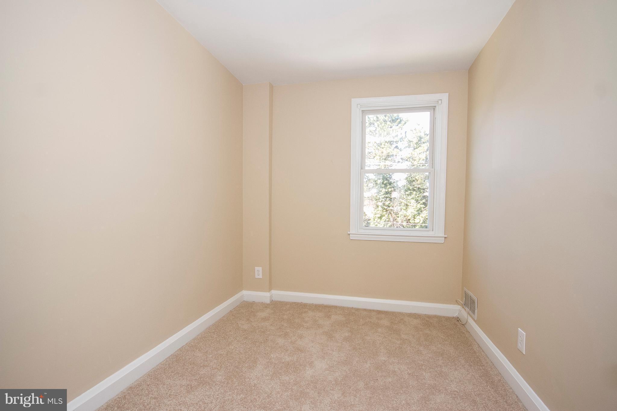 254 Blakeney Road Baltimore, MD 21228 - Photo 13 of 16 Bedroom