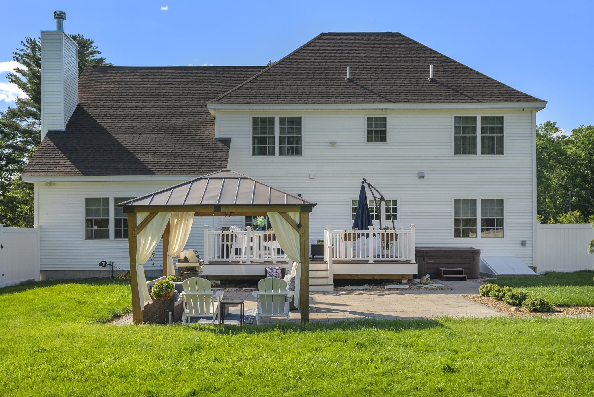 152 South Road Londonderry, NH 03053 - Photo 45 of 60