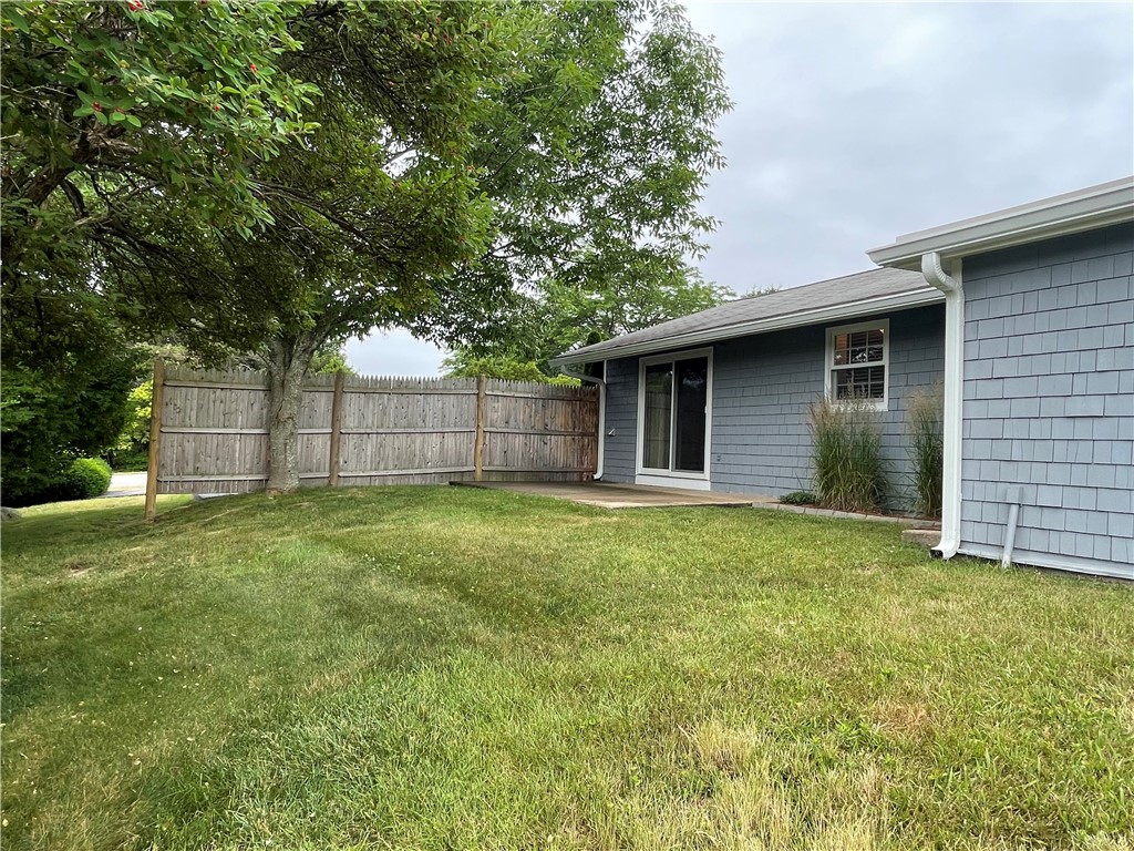 5 North Castle Way, Unit A Charlestown, RI 02813 - Photo 2 of 21