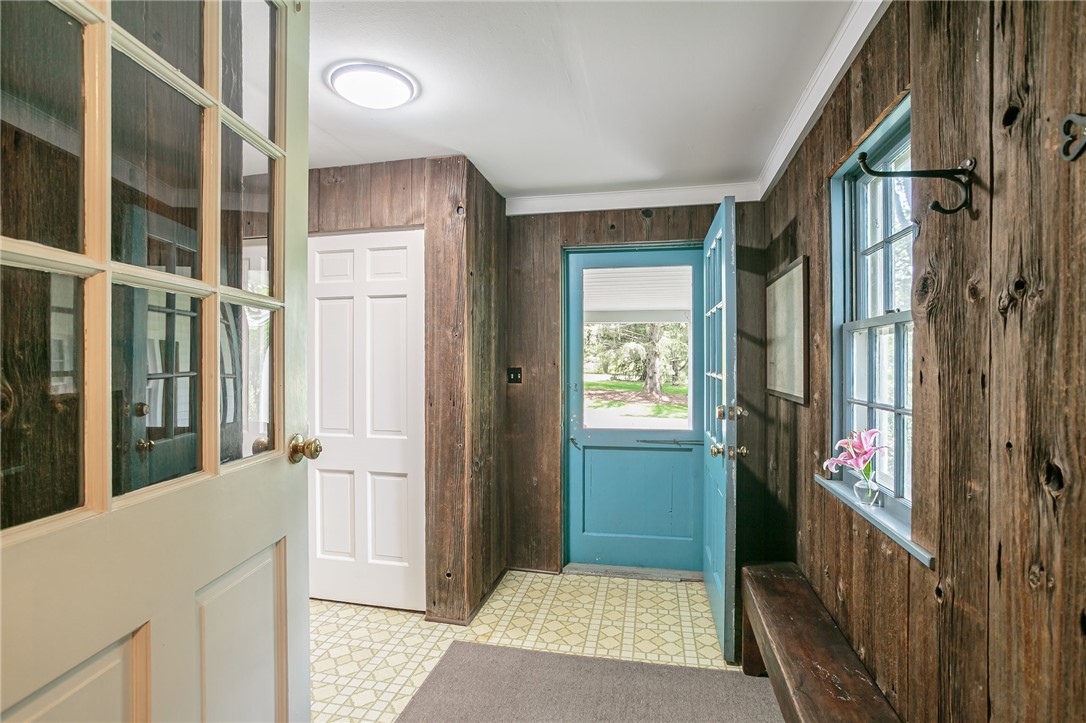 3248 Rush Mendon Road Mendon, NY 14472 - Photo 21 of 50 Mudroom