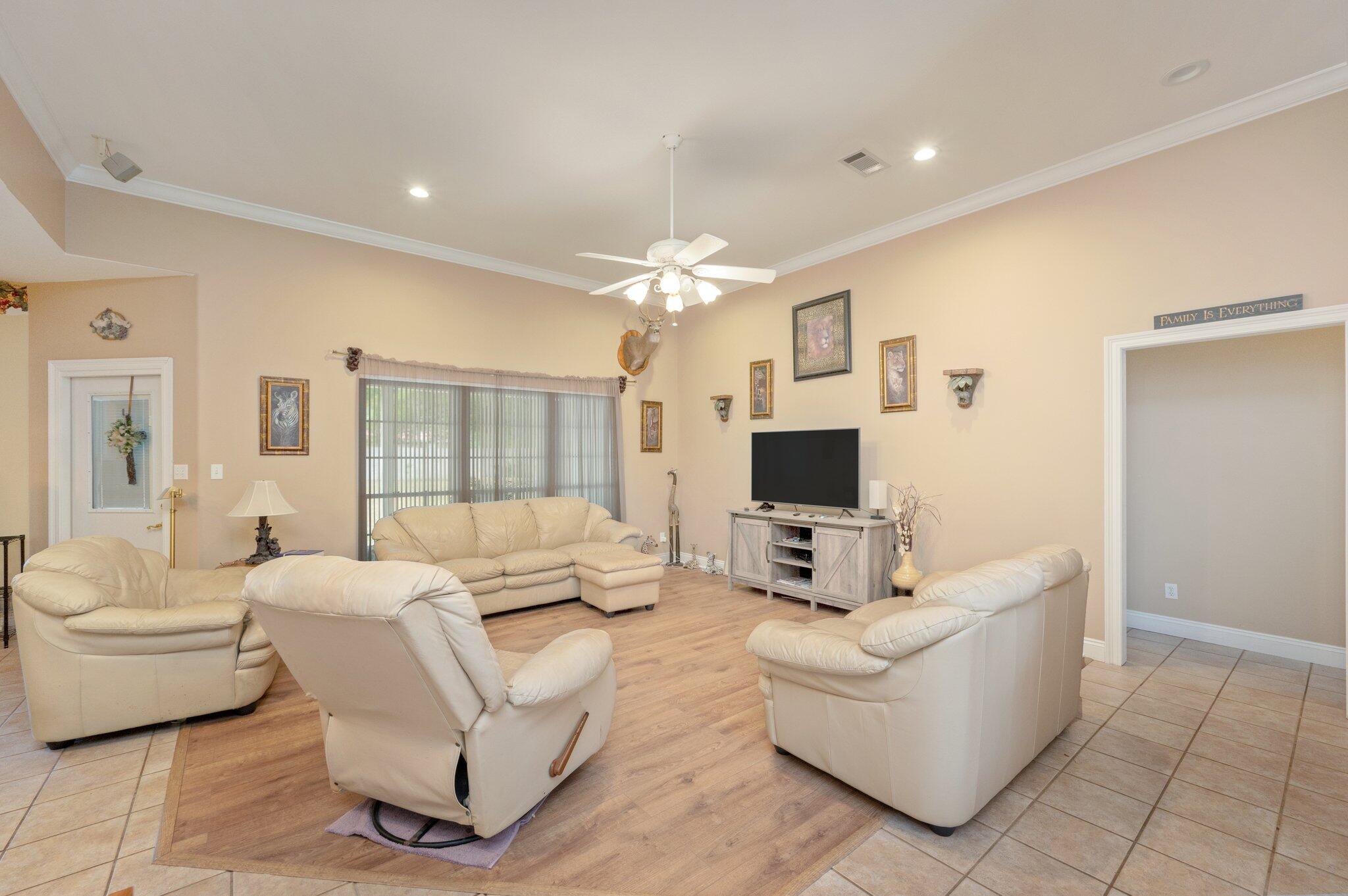 5526 Monterrey Road Crestview, FL 32539 - Photo 9 of 45 1000036547