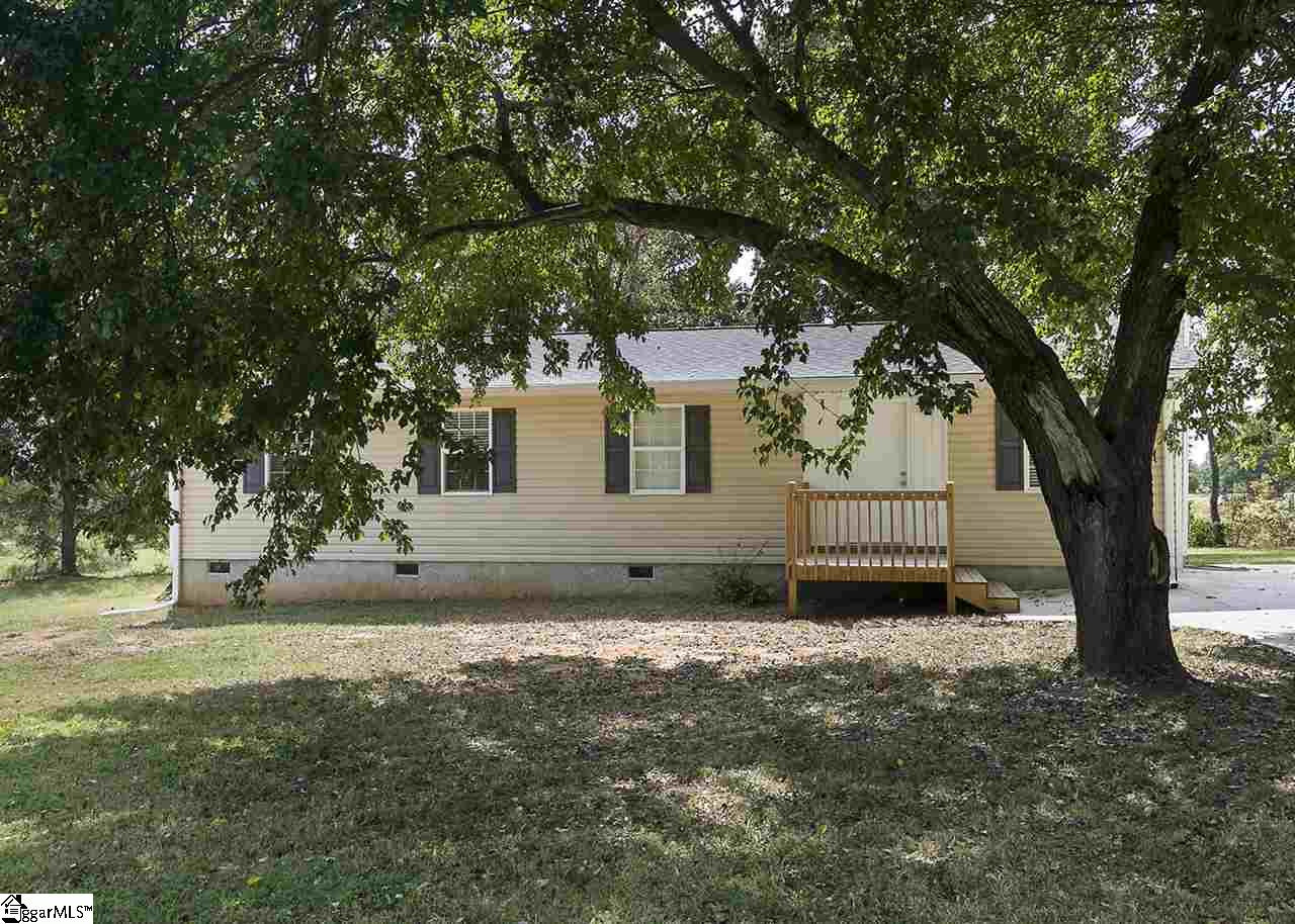 103 North Pink Dill Mill Road Greer, SC 29651 - Photo 2 of 16